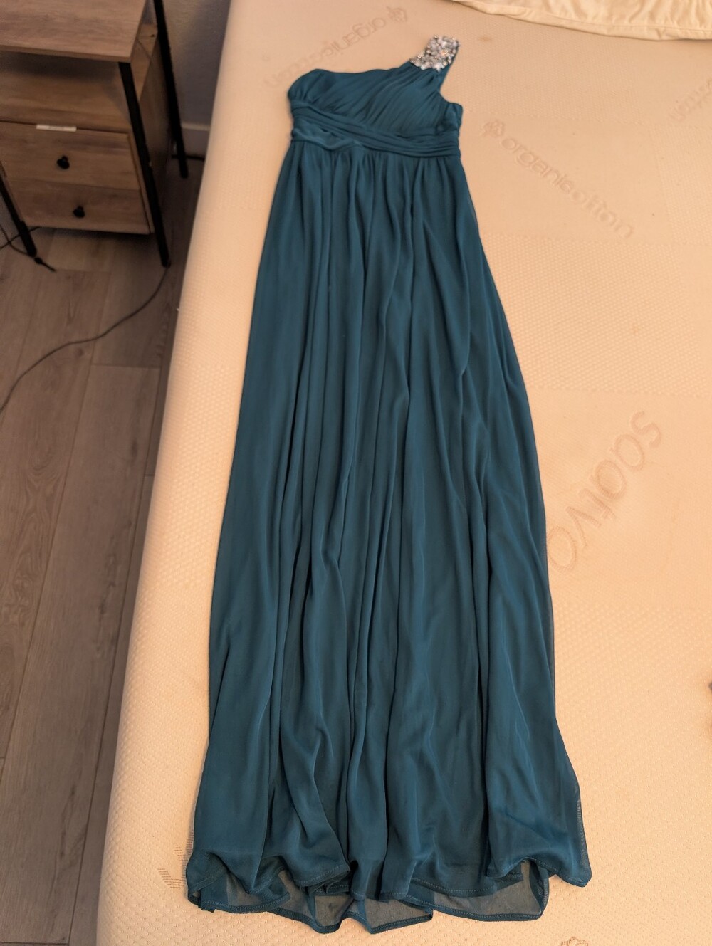 Elegant One-Shoulder Teal Evening Gown Size 1 By Way-In Clothing Company
